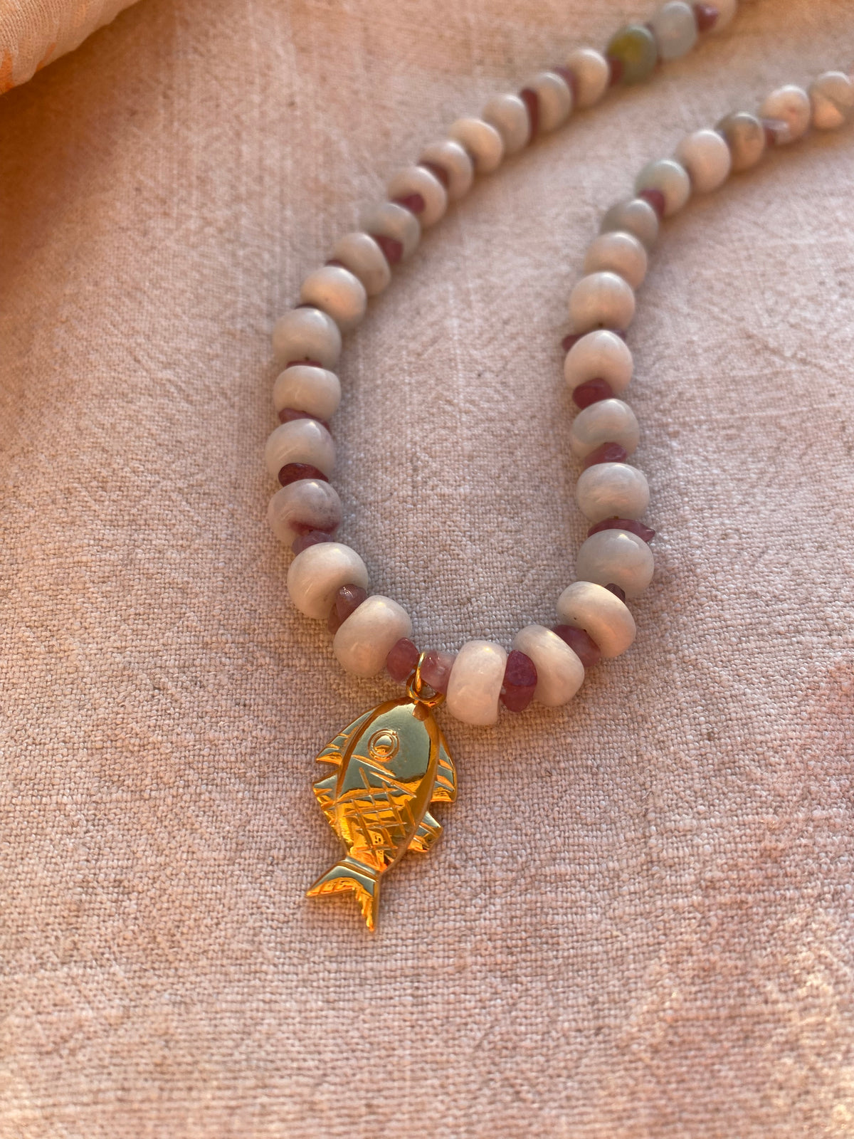 Collier Lison